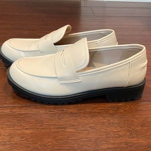 Women’s loafers